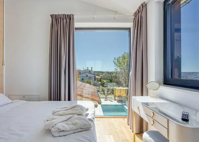 Villa Laguna Blu Trget