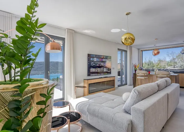 Laguna Blu Villa Trget