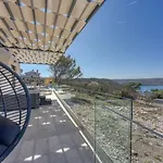 ヴィラ Laguna Blu Trget