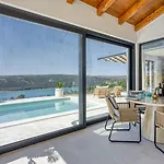 Laguna Blu
