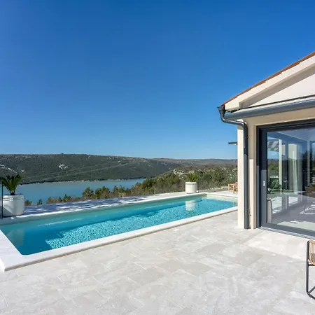 Laguna Blu * Trget
