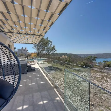 Villa Laguna Blu Trget